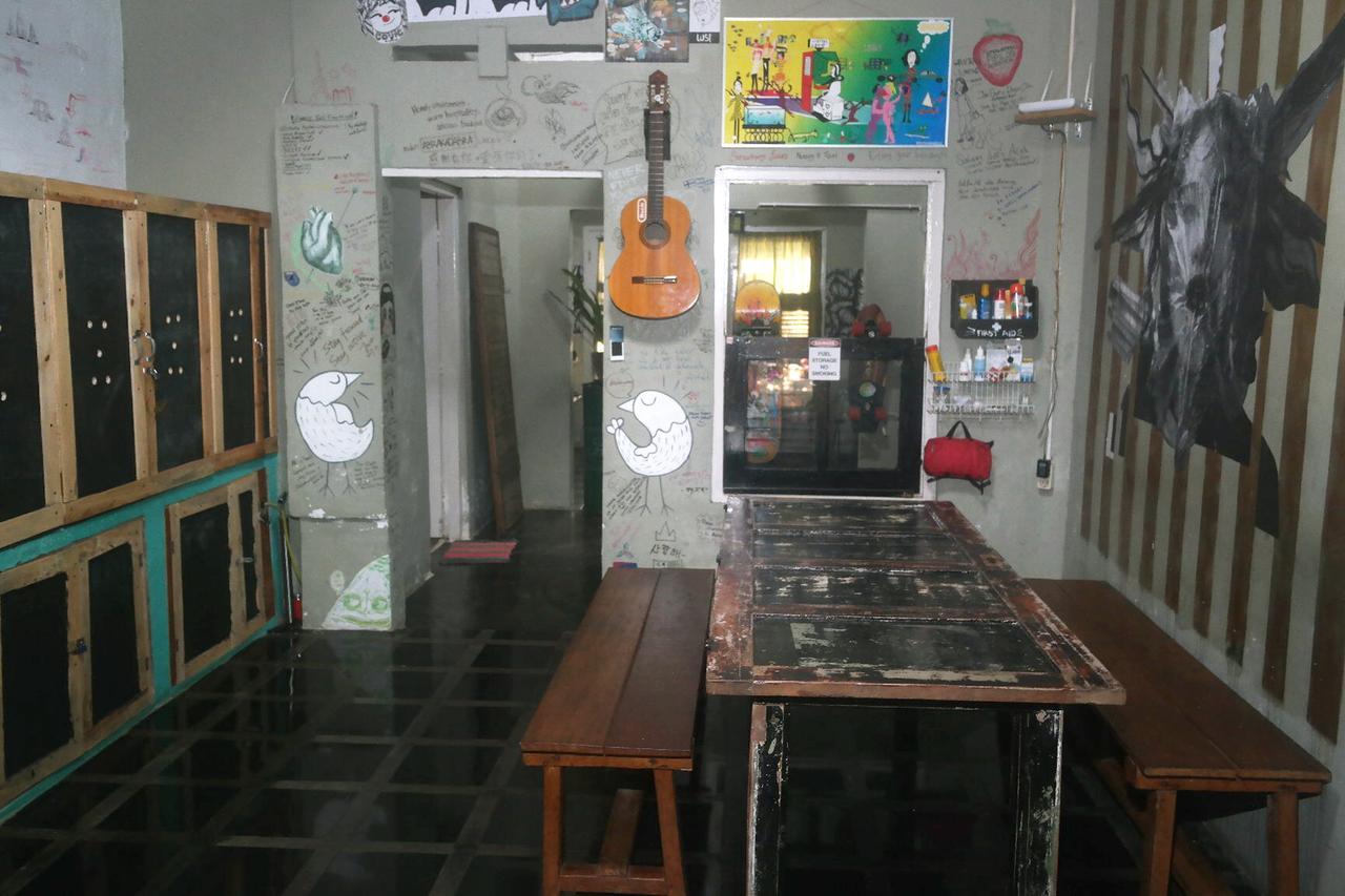 Abrakadabra! Artbnb Yogyakarta Luaran gambar