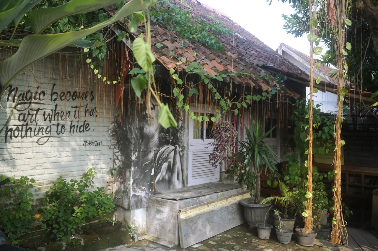 Abrakadabra! Artbnb Yogyakarta Luaran gambar