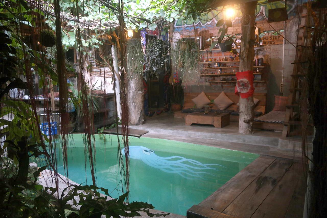 Abrakadabra! Artbnb Yogyakarta Luaran gambar
