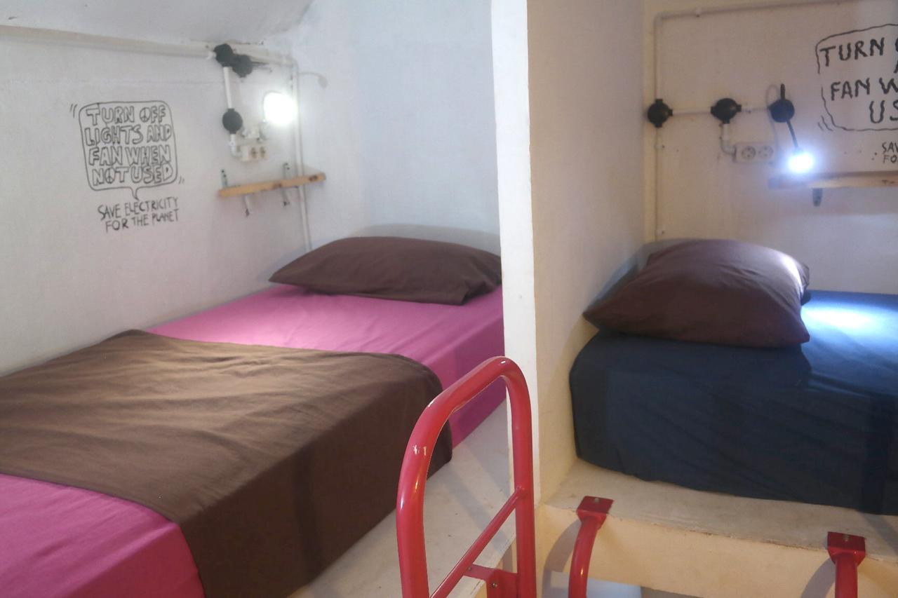 Abrakadabra! Artbnb Yogyakarta Luaran gambar