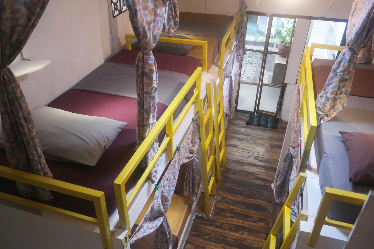 Abrakadabra! Artbnb Yogyakarta Luaran gambar