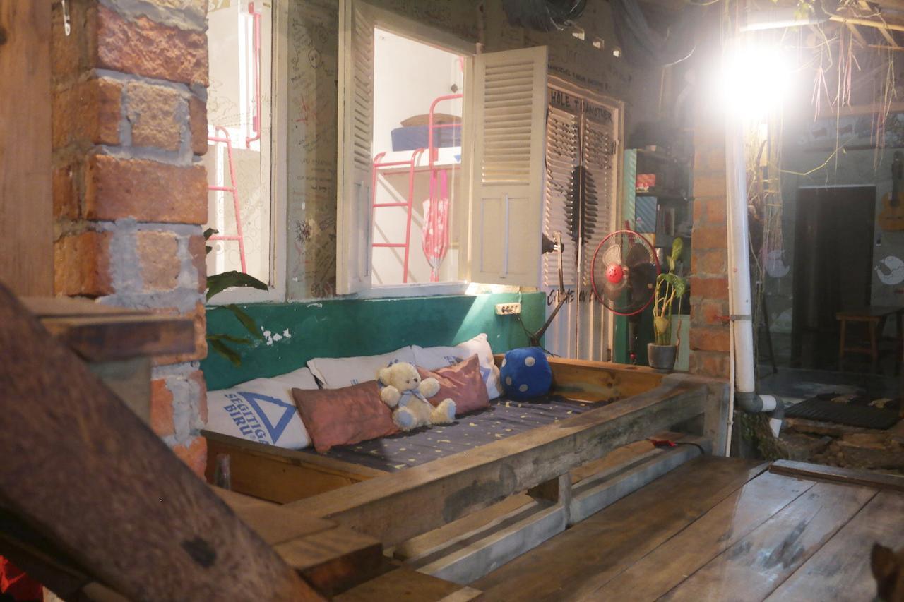 Abrakadabra! Artbnb Yogyakarta Luaran gambar
