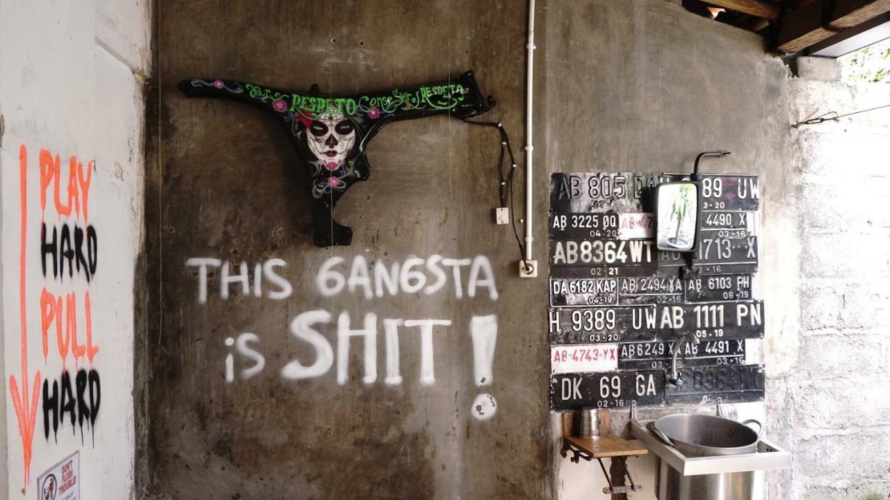 Abrakadabra! Artbnb Yogyakarta Luaran gambar