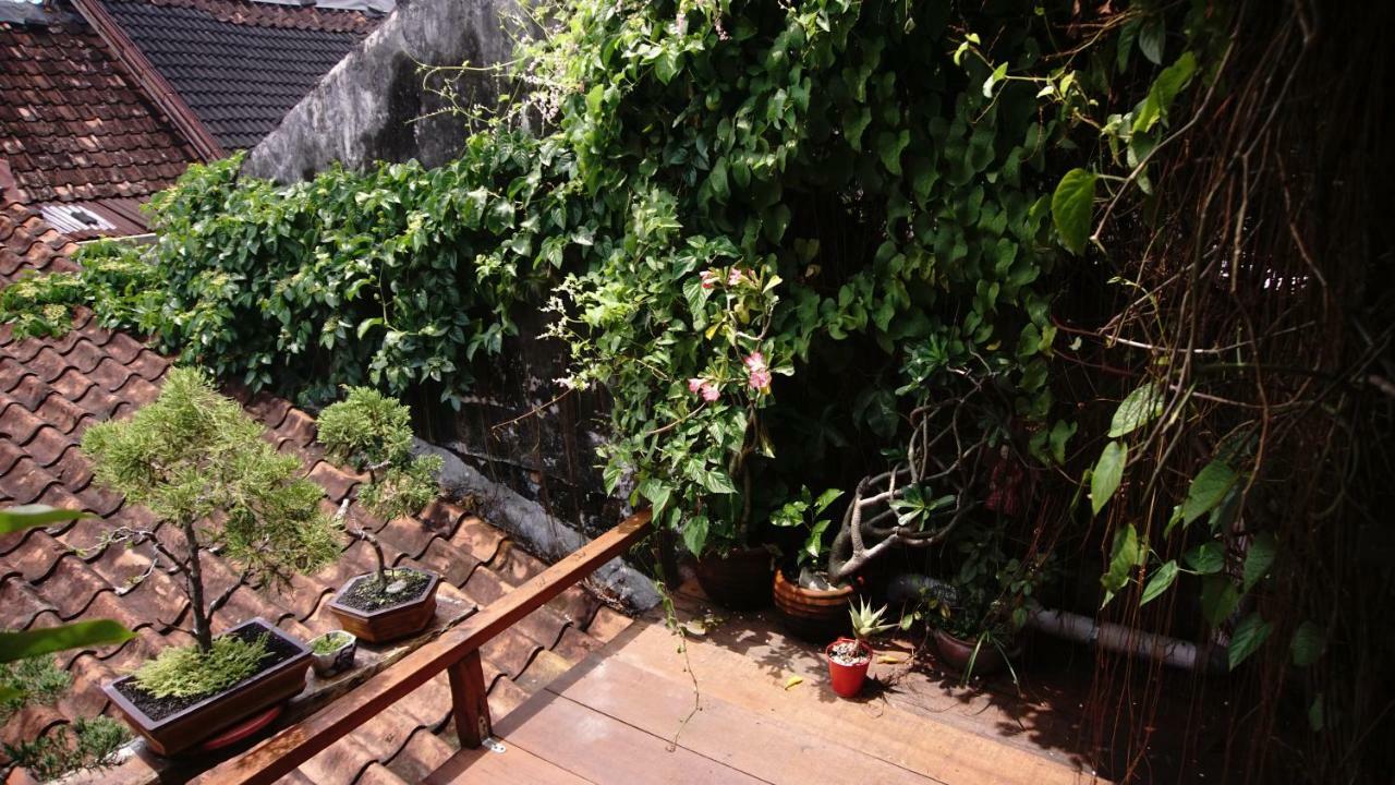 Abrakadabra! Artbnb Yogyakarta Luaran gambar