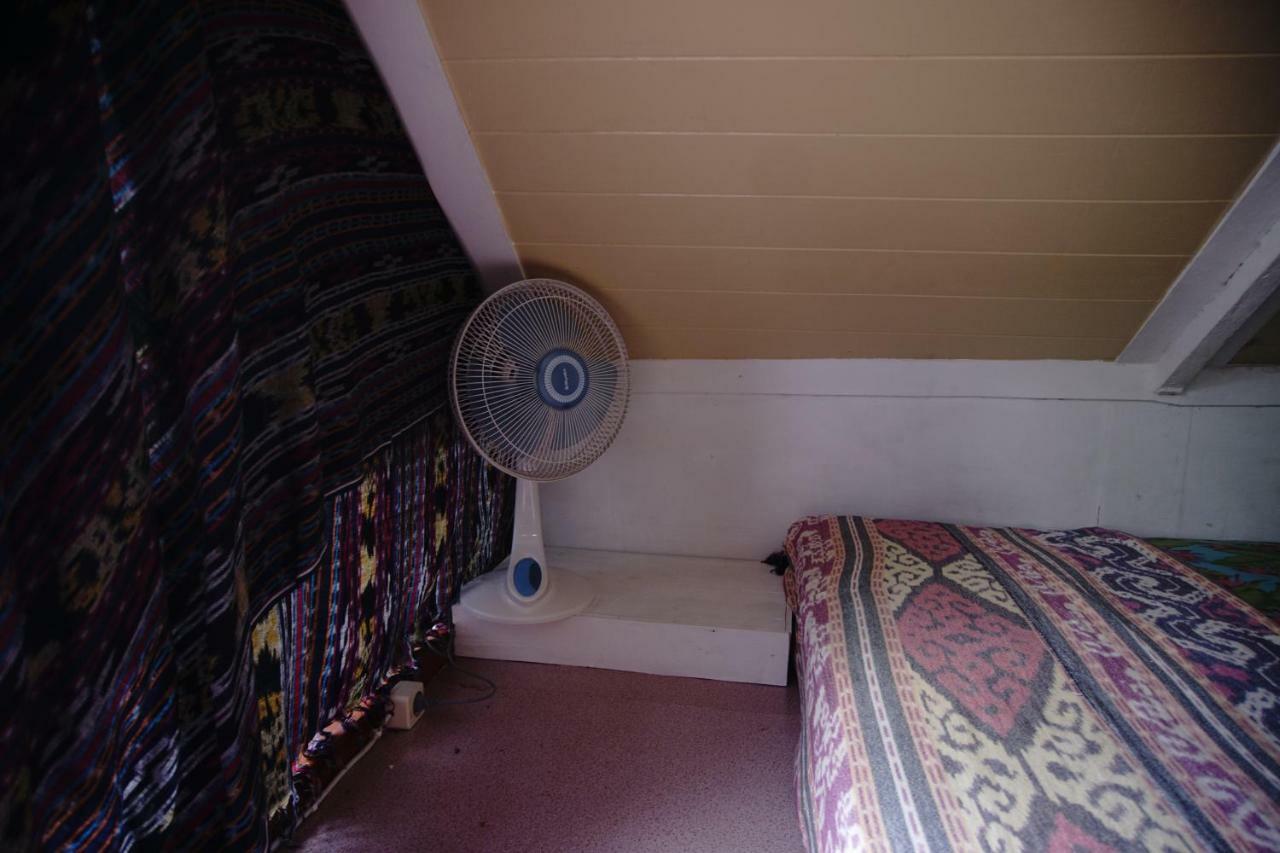 Abrakadabra! Artbnb Yogyakarta Luaran gambar
